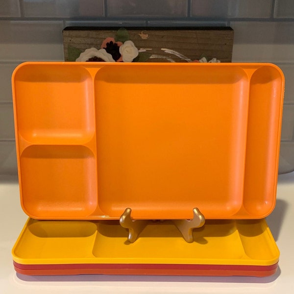 Vintage Tupperware Brotablage | Gelb | Rot | Orange |  Gebrannte OrangeTupperware Tabletts | Camping Teller | Picknick Tabletts