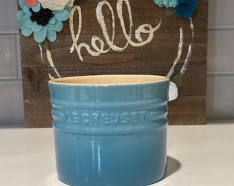 Le Creuset Turquoise Small Utensil Crock: Kitchen Storage