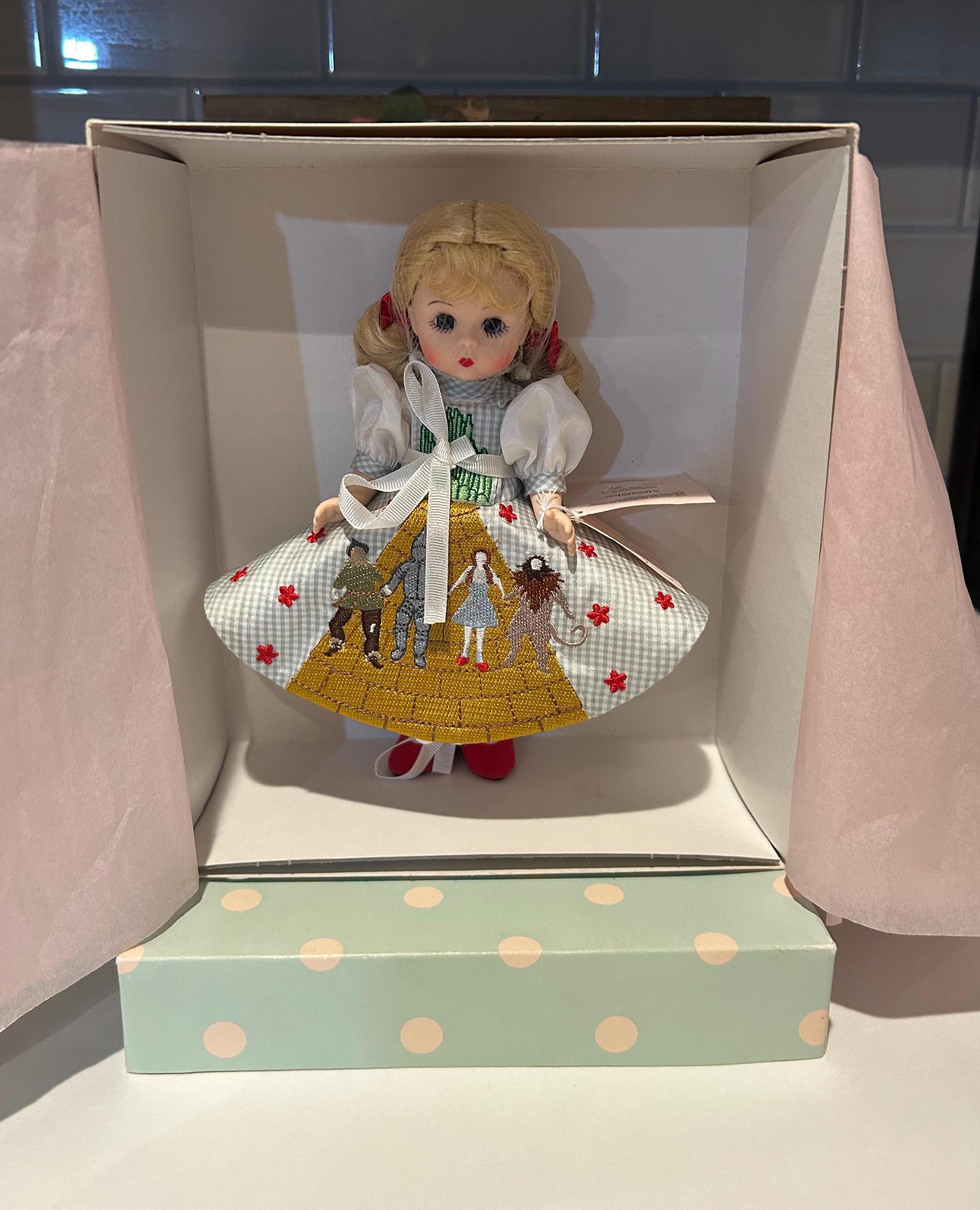 Madame Alexander Wendy Doll: Wizard of Oz, Yellow Brick Road - Etsy