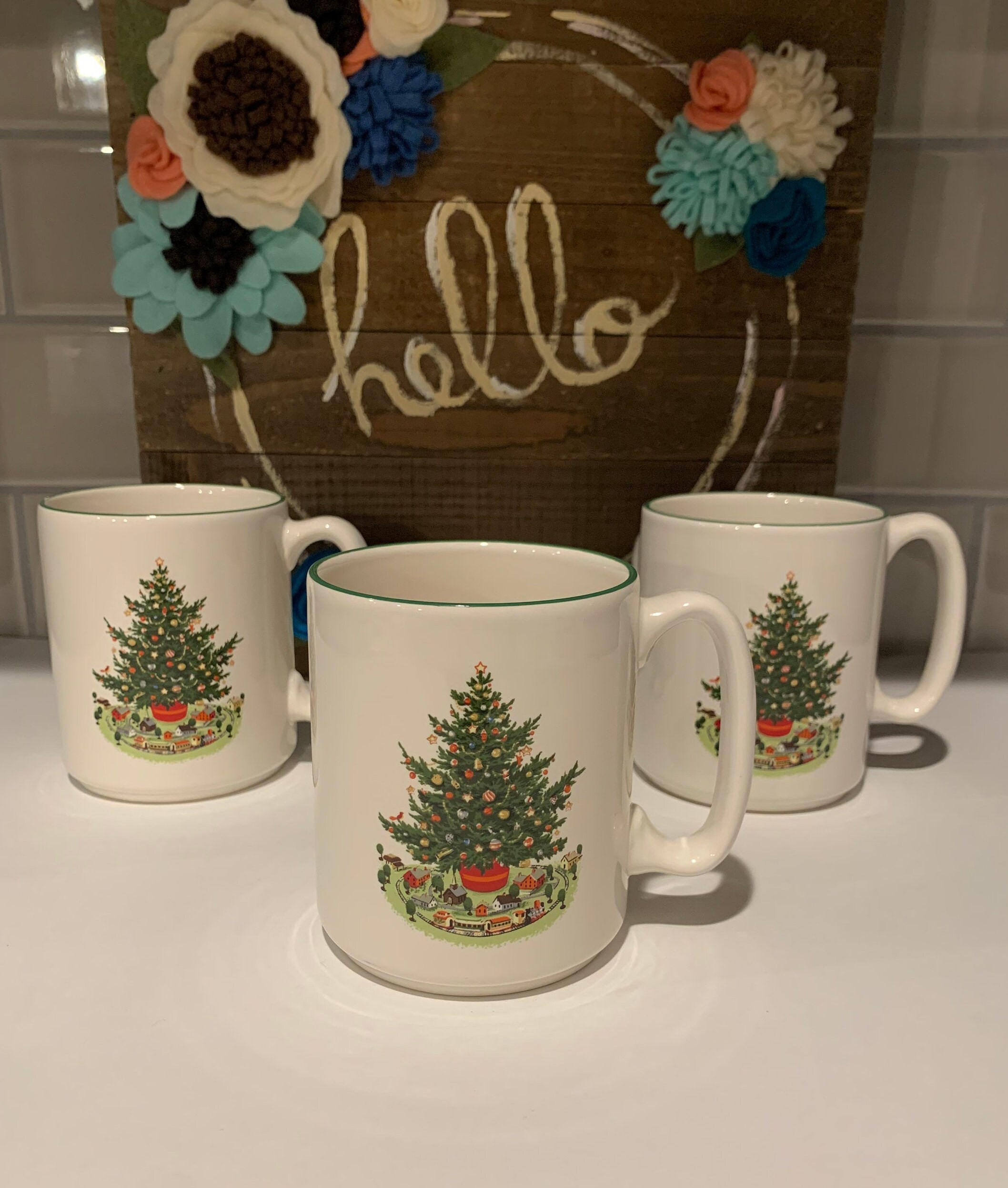 Pfaltzgraff christmas heritage mugs Clearance