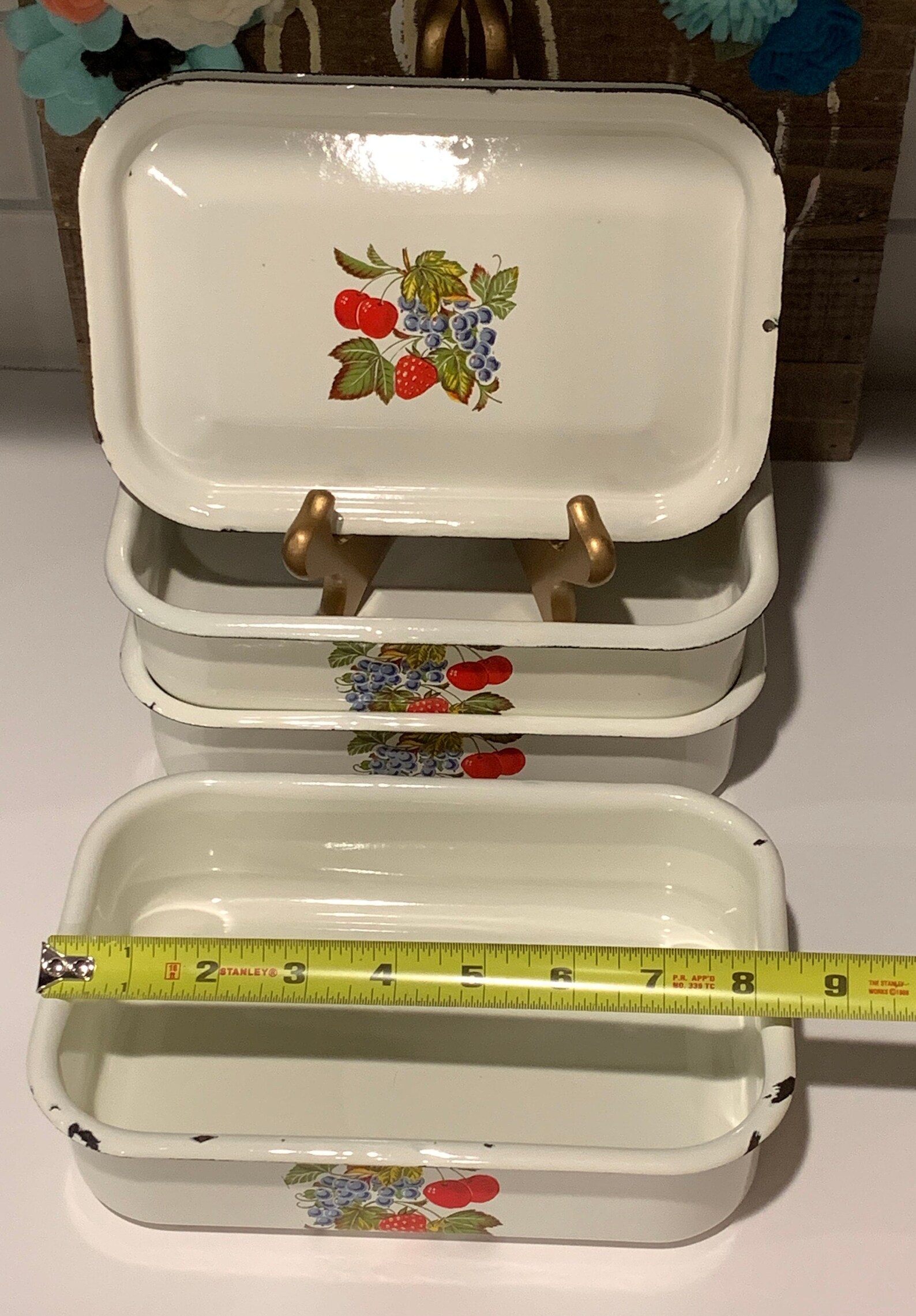 Vintage Berry Enamel Refrigerator Boxes Enamelware Lunch - Etsy