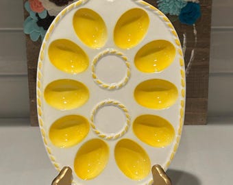 Geel keramiek lego deviled eierschaaltje gemaakt in Japan