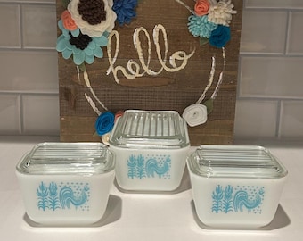 Vintage Pyrex-koelkasten met boterafdruk, set van drie (3)