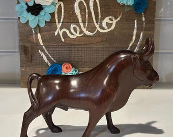 Wood Carved Bull Figurine: Vintage Wooden Bull Statue