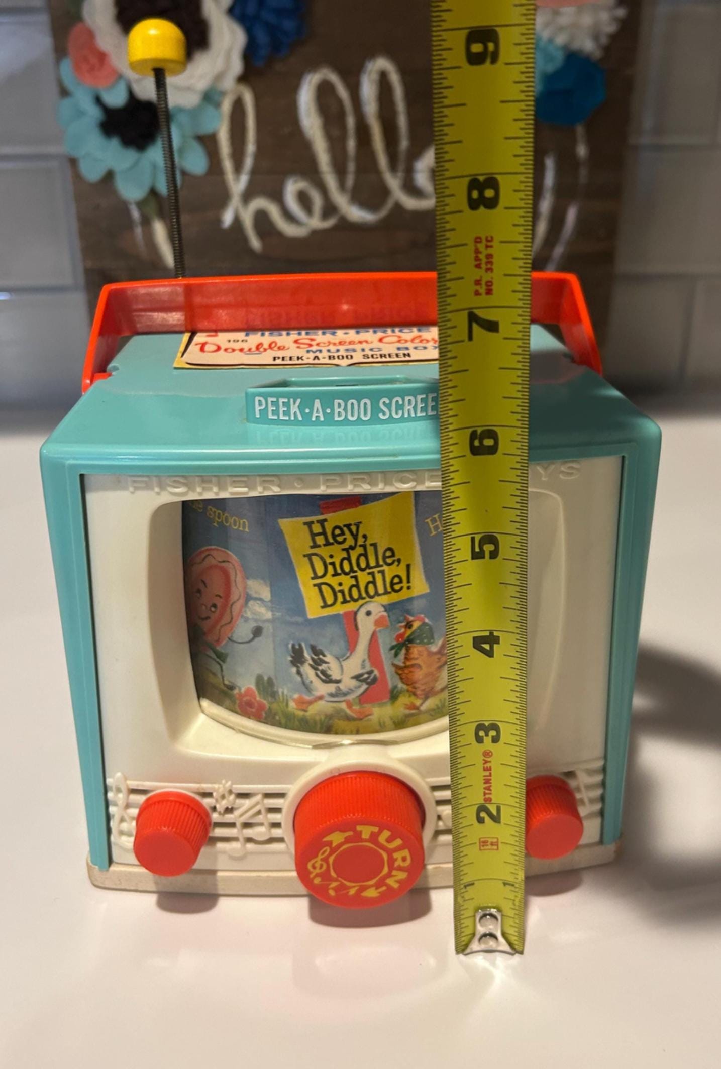 60's vintage「FISHER PRICE」ピーカブー　TV オルゴール 60´s vintage「FISHER PRICE」ピーカブー TV オルゴール