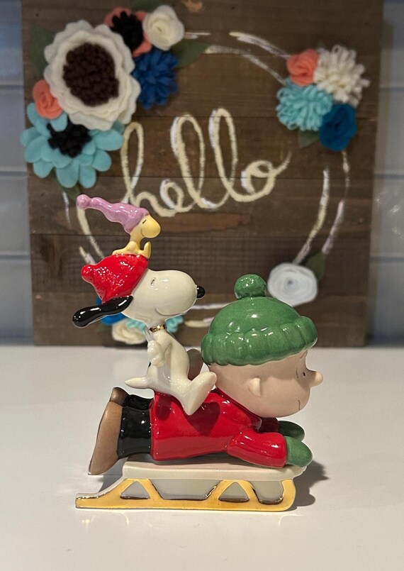 Lenox Snoopy's Sledding Adventure Figurine: Collectable Peanuts