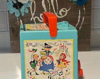 Vintage Fisher Price Double Screen Color TV Music Box Toy Peek-a
