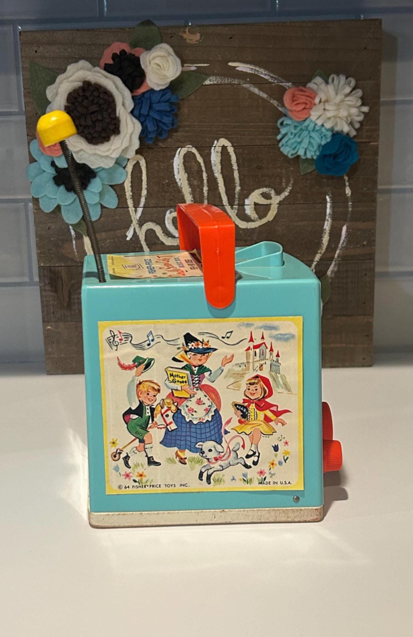 Vintage Fisher Price Double Screen Color TV Music Box Toy Peek-a