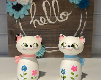 Rare Holt Howard Cozy Kittens With Pink & Blue Flowers Shaker Set