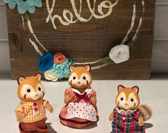 Sylvanian Families Red Panda Family of Three