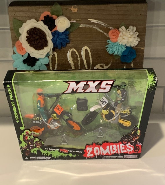 MXS Basic Bike and Rider Zombie MXS Basic Bike and Rider Deluxe