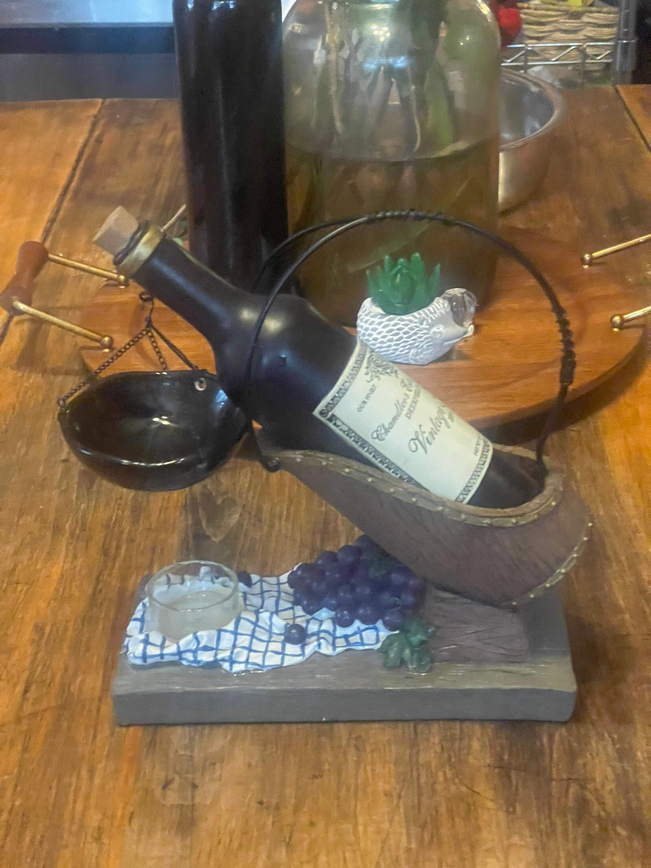 Yankee Candle Wine Hanging Tart Warmer Wax Melt Burner Merlot Bottle