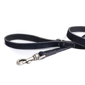 Romeo Waxed Soft Calf Leather Dog Lead in Various Colours