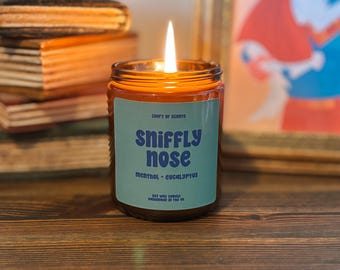 Reniflement du nez ; Bougie de soja parfumée menthol et eucalyptus : coulée à la main, pot ambré de 8 oz, bougie rétro