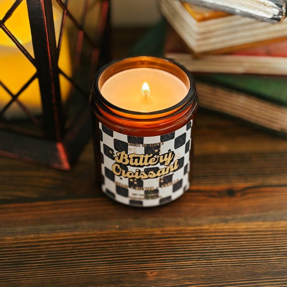 Buy WILDRACE Buttery Croissant Pastry Scented Candle | Luxury Aromatherapy Scented Soy Candle | Bakery Gifts Online At Low Prices In India