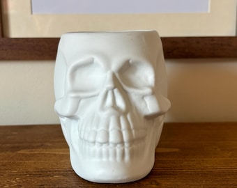 White Skull Oil Burner / Wax Burner / Halloween / Spooky Season / Home Fragrance