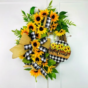 Sunflower Welcome Wreath with Buffalo Plaid Bow, Farmhouse Grapevine Door Hanger, Rustic Summer Fall Front Porch Country Décor, country Swag