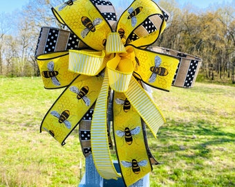 bee lantern bow, black & yellow burlap bow, bee front door bow, Honey bee bow, bumblebee bow, Summer yellow wreath bow, lamppost bow