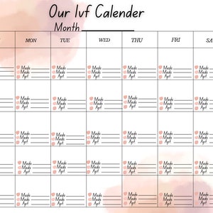 Könnte beinhalten: Ein druckbarer IVF-Kalender mit Aquarellhintergrund. Der Kalender ist in sieben Wochentage unterteilt: Sonntag, Montag, Dienstag, Mittwoch, Donnerstag, Freitag und Samstag. Jeder Tag hat fünf Zeilen, um Termine, Medikamentenerinnerungen oder andere Notizen einzutragen.