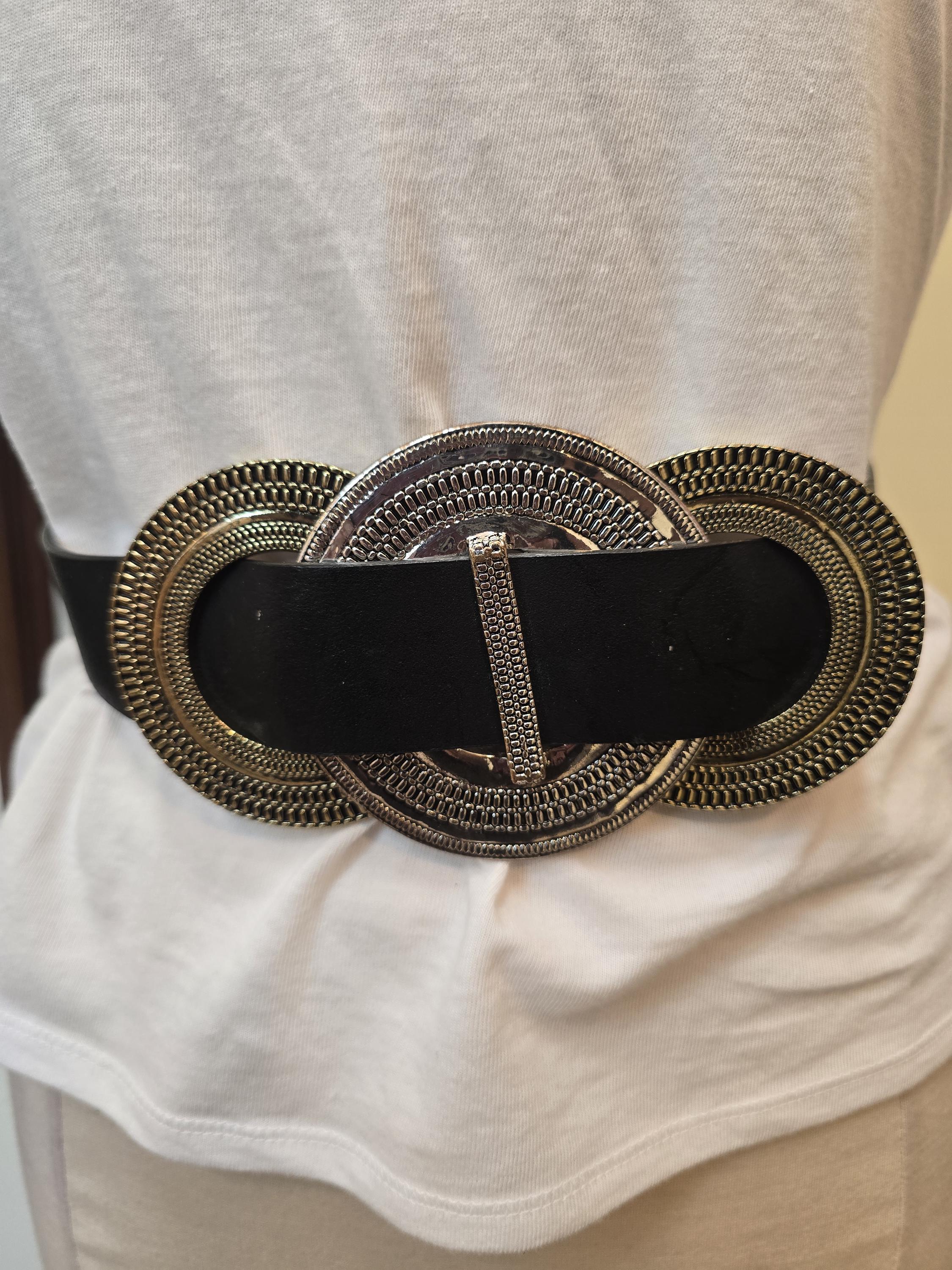 Black Leather Medallion Belt - Etsy display picture 1