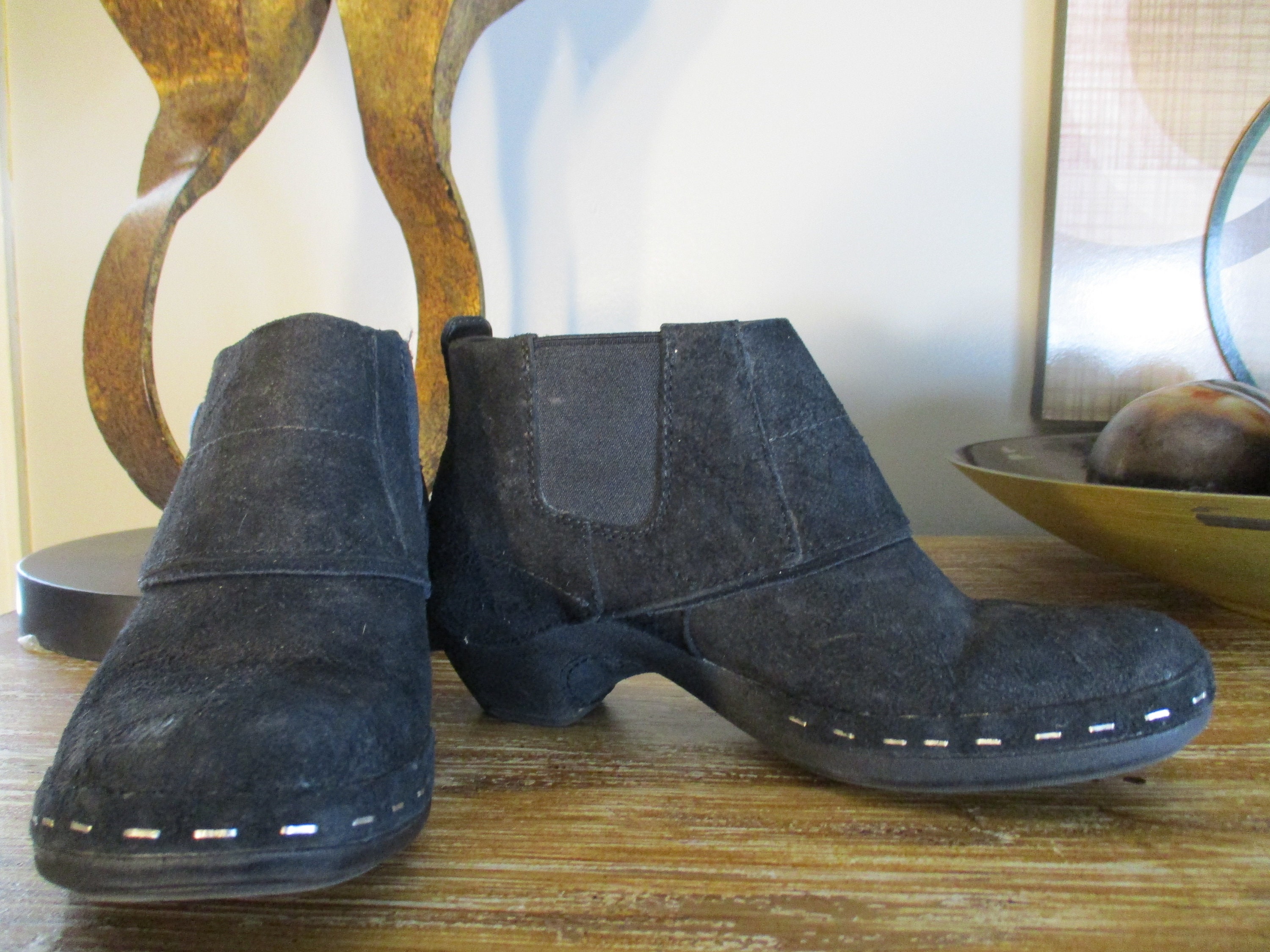Genuine Leather Ankle Bootie-women 