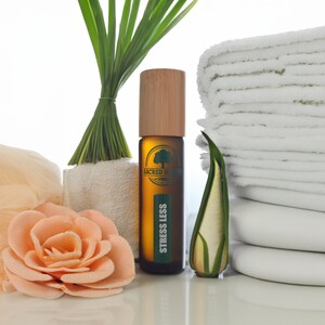 Stress Less - Aceite Esencial Terapéutico Roll-On 10ml - Roll-On Alivio del Estrés Control del Estrés Terapia del Estrés