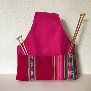 MUNAY - medium knitting project bag, crocheting, embroidery, travel bag, gift for knitters, wrist bag, arm knitting bag, knitting caddy