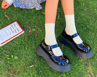 platform chunky black shoes