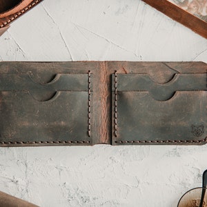 Cartera marrón oscuro de cuero para hombre / Cartera plegable delgada personalizada para hombres / Regalo grabado para marido novio / Propuesta de padrino / Regalos imagen 1