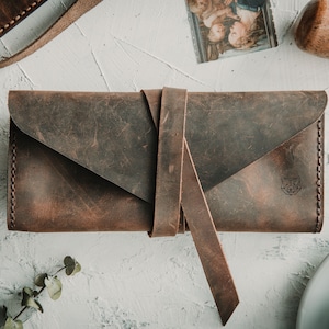 Customized Clutch Bag | Personalized Genuine Leather Tobacco Pouch | Engraved Brown Travel Case | Dark Brown Make-Up Bag | Fashion Style