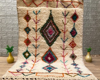 Magnifiques tapis blancs Beni Ourain, tapis marocain noué à la main, tapis à poils longs, tapis de style pour le salon, tapis marocain authentique, carpettes en laine