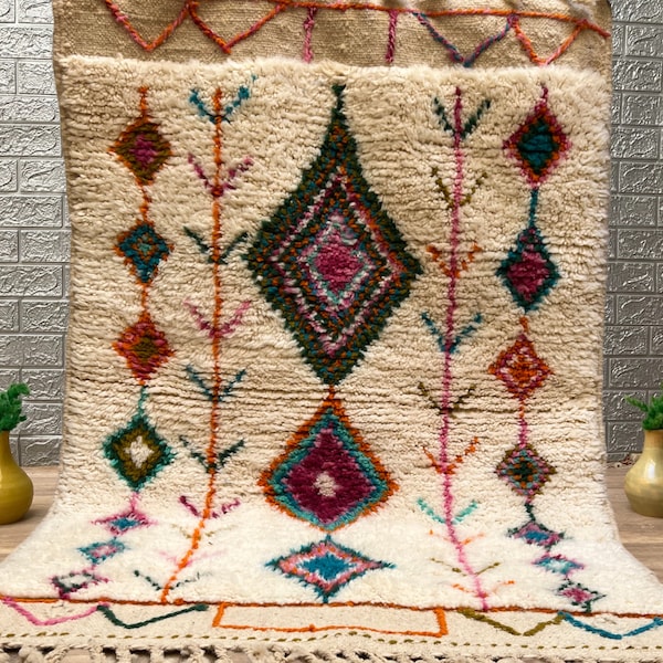 Magnifiques tapis blancs Beni Ourain, tapis marocain noué à la main, tapis à poils longs, tapis de style pour le salon, tapis marocain authentique, carpettes en laine