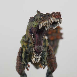 Hand painted carnivorous dinosaur miniature | TTRPG | RPG | DND