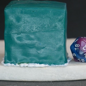 Hand painted Gelatinous Cube miniature | TTRPG | RPG | DND