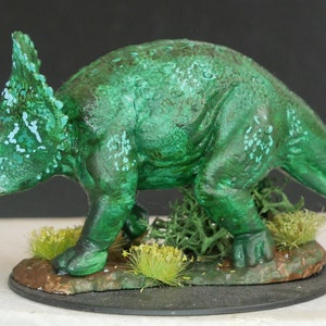 Custom-painted magnificent Triceratops Miniature | TTRPG | Mini | DND | RPG