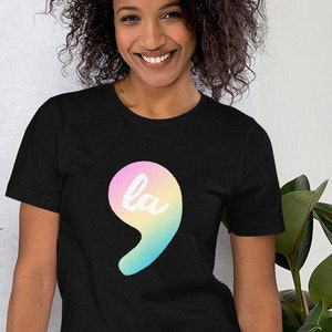 Comma La T-Shirt | Pastel Rainbow Colors Kamala Harris Shirt | Kamala Biden Democrat Tee | Short-Sleeve Unisex CommaLa T-Shirt