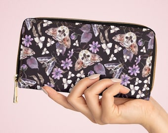Witchy Wallet, Moth Wallet, Dark Academia Aesthetic Wallet, Cottagecore Wallet, Moth Accessory, Gothic Clutch Purse Wallet for Women