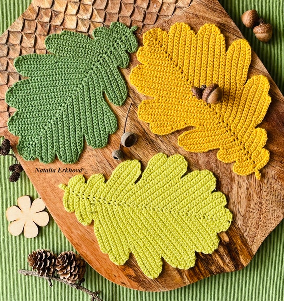 Oak Leaf Crochet Pattern – Coaster / Mug Rug, Autumn & Spring