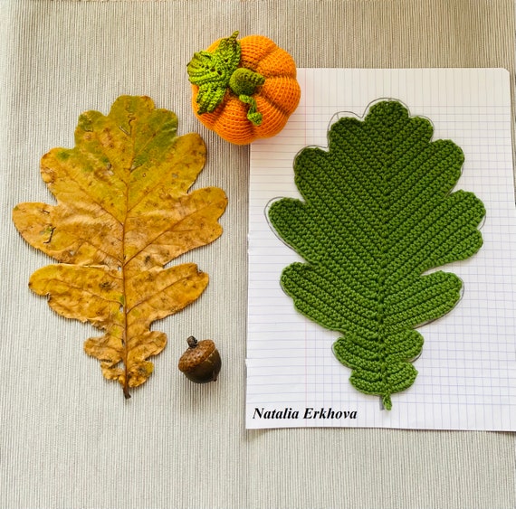 Oak Leaf Crochet Pattern – Coaster / Mug Rug, Autumn & Spring