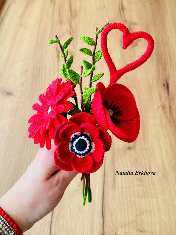 Crochet Anemone Flower Pattern With Stem – Realistic Vase Flower
