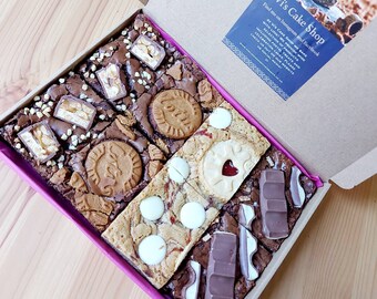 Letterbox Brownie Blondie Box Snickers Lotus Kinder Kit Kat/Blondie,