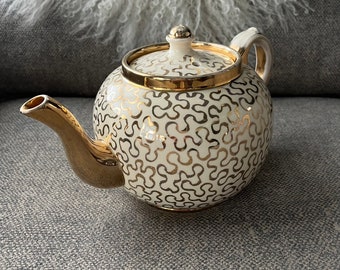 Gold squiggle English teapot