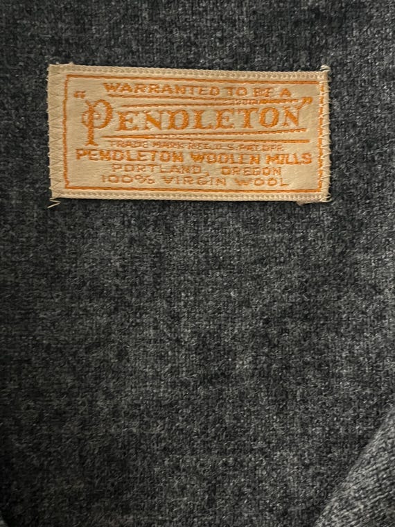 Vintage woman’s Pendleton jacket - image 5