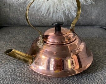 Vintage coppercraft guild tea kettle