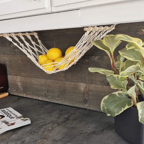 Fruit hammock, hanging macramé fruit basket