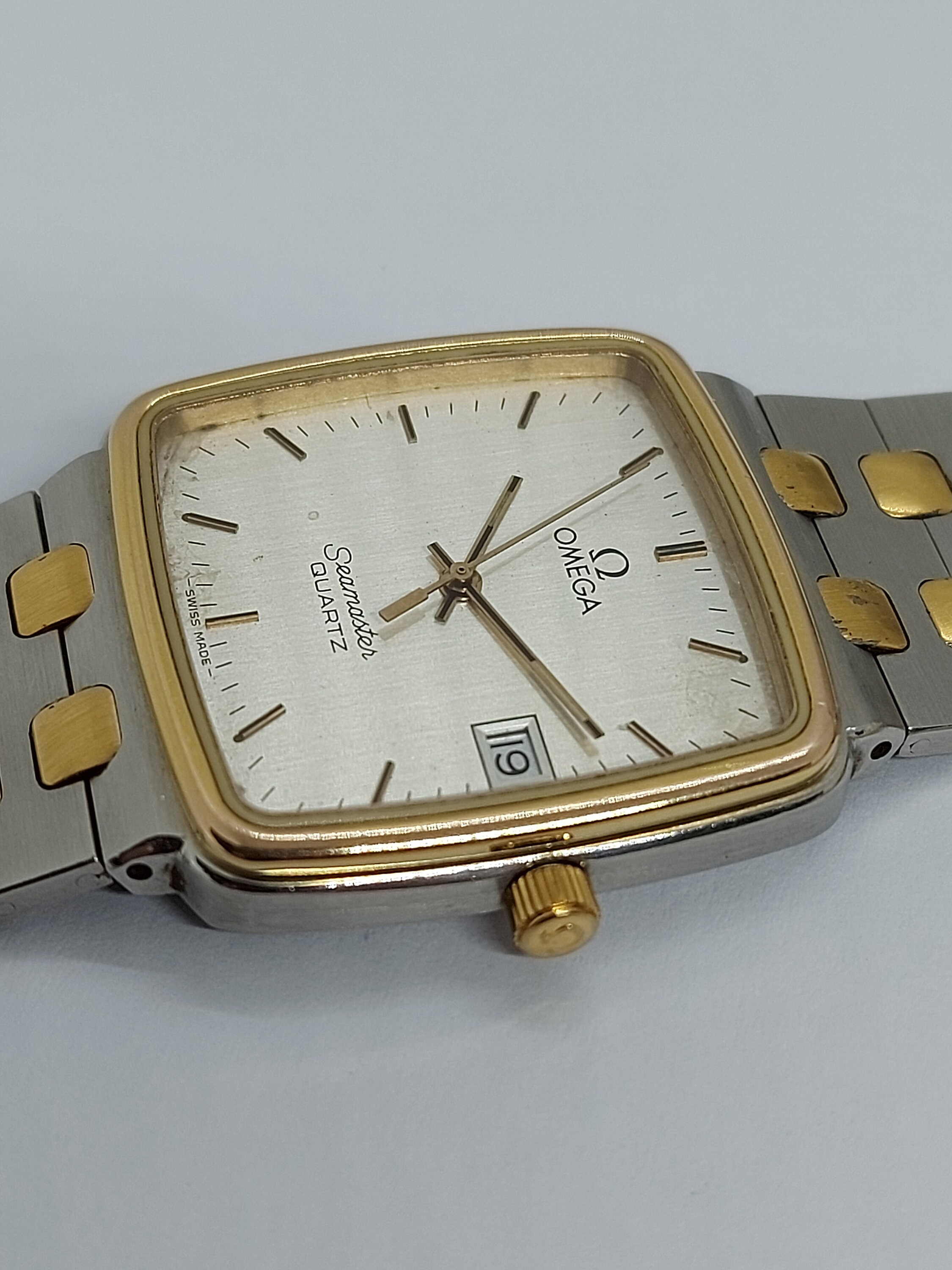 omega seamaster quartz 1420 price