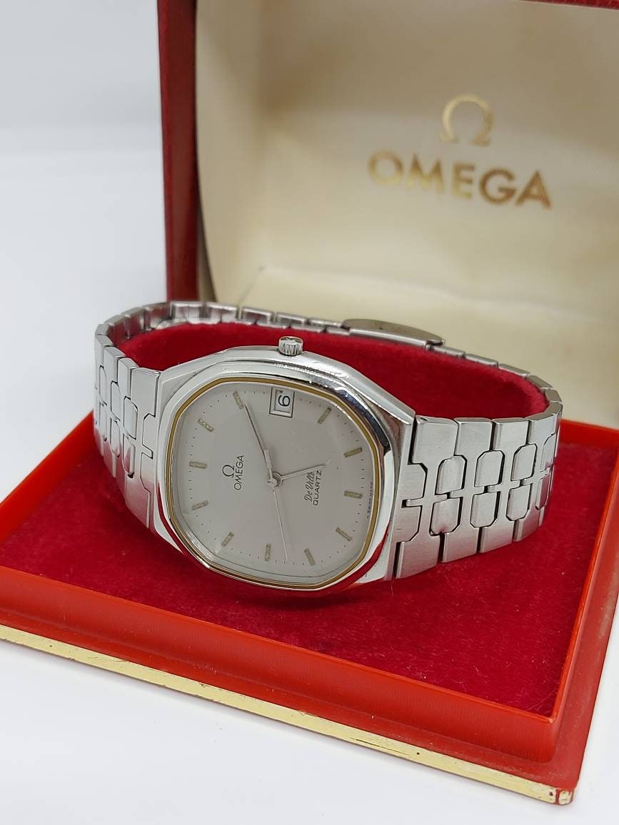 Omega de top ville 1332 quartz
