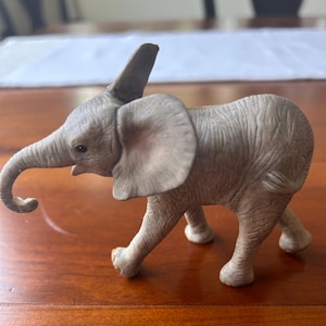 Lenox &quot;Carrying&quot; Elephant Figurine - Baby Elephant Collection