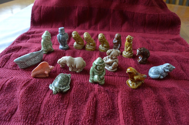 Wade Whimsies Figurine 16 pc Collection Vintage to current