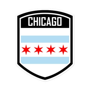 Aggiungi un po' di stile Chicago ai tuoi effetti personali con gli adesivi dell'emblema della bandiera di Chicago: perfetti per gli appassionati di Windy City